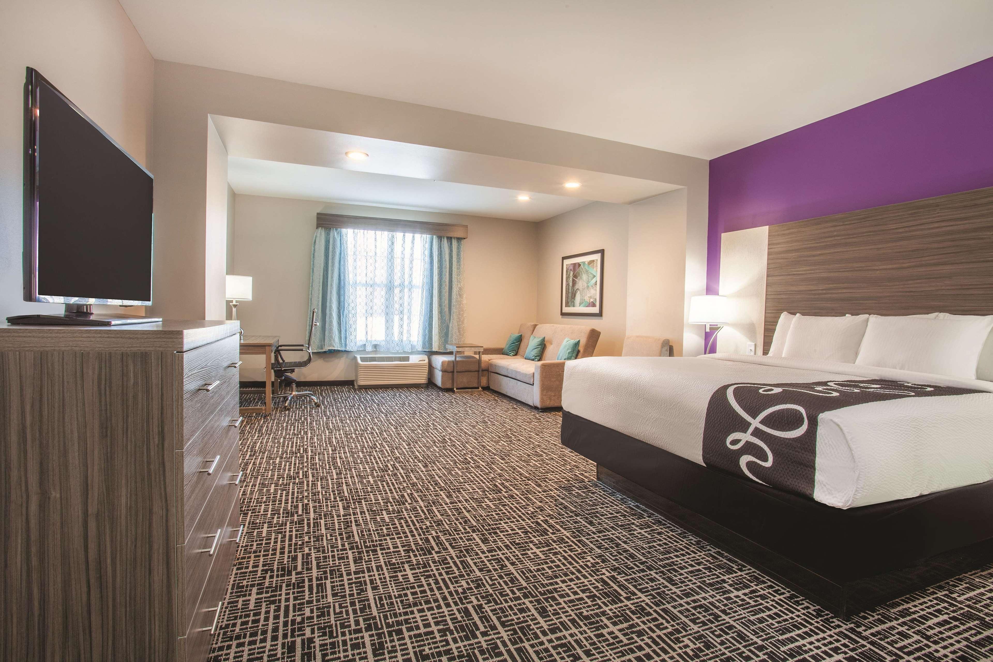 La Quinta By Wyndham Forsyth Hotel Kültér fotó
