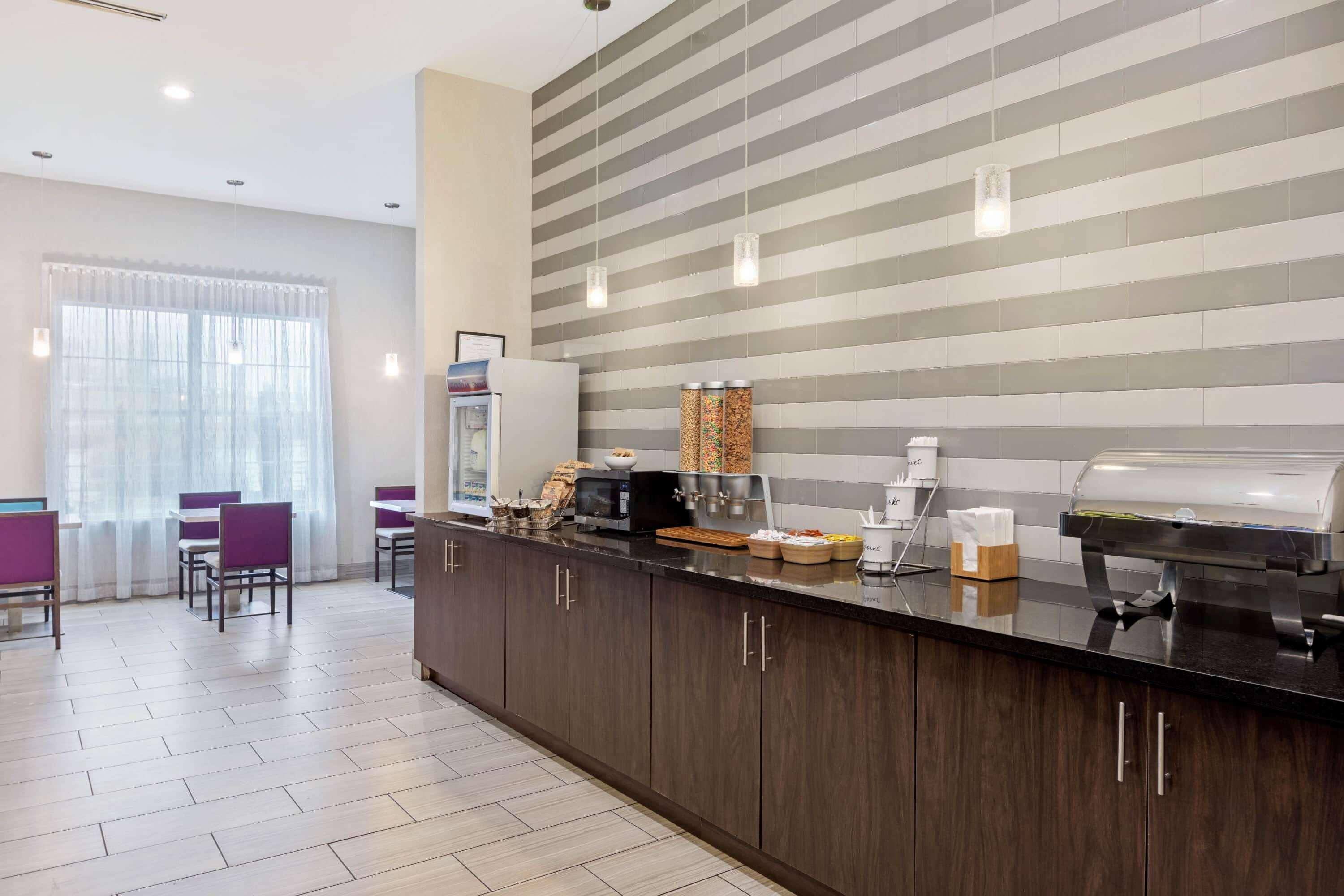 La Quinta By Wyndham Forsyth Hotel Kültér fotó