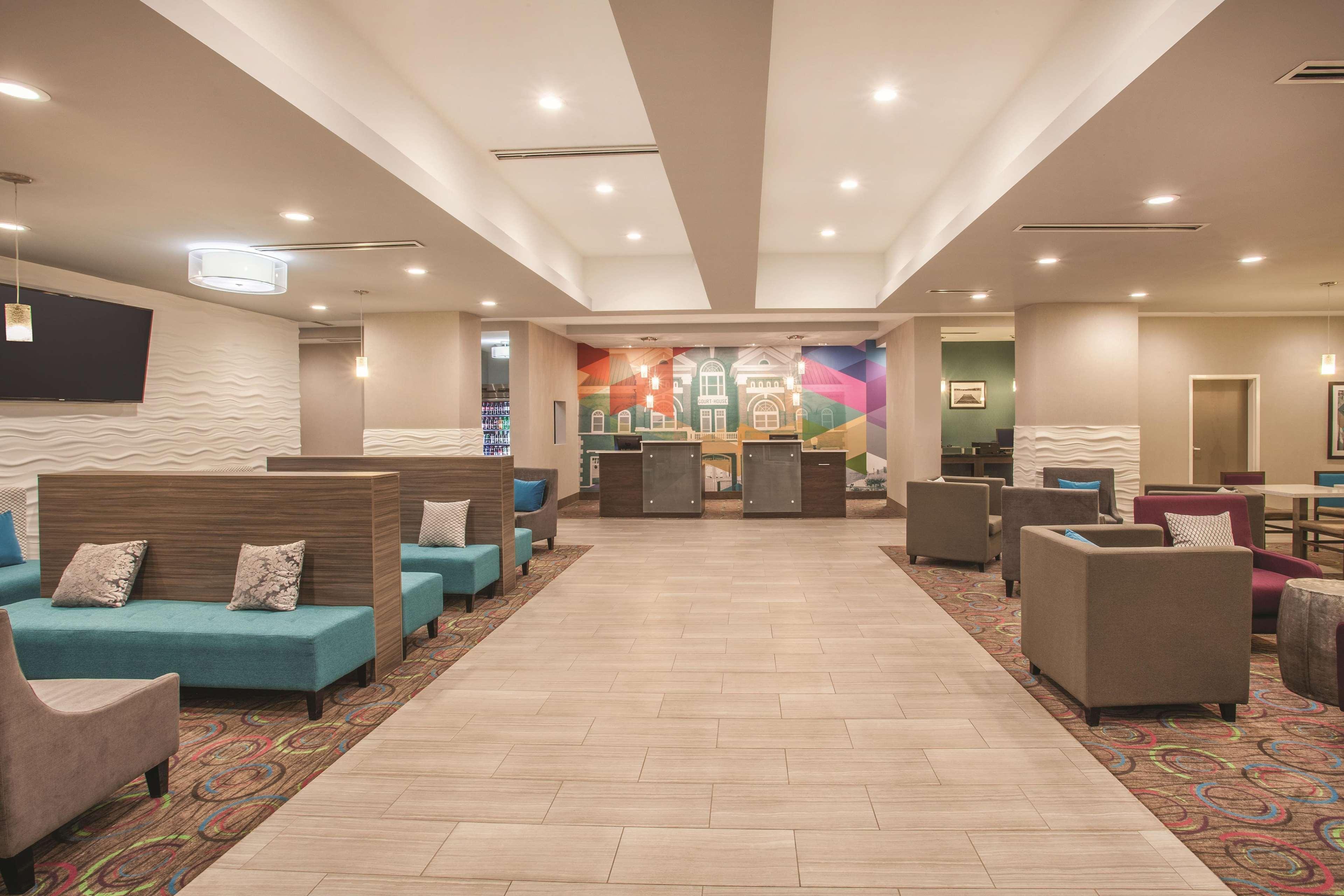 La Quinta By Wyndham Forsyth Hotel Kültér fotó